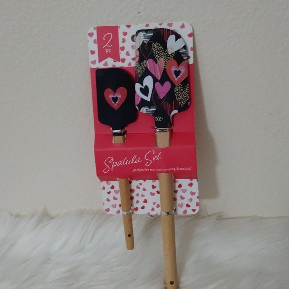 2 PC. Silicone  Spatula Set Black With Multicolor Hearts